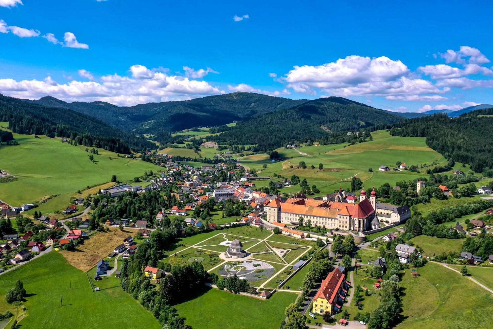 Feriendorf Murau By Alps Resorts Extérieur photo